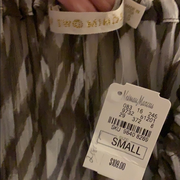 Top - Picture 5 of 6